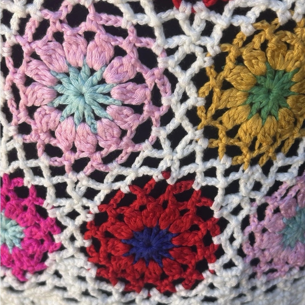 ENTRO Crochet Vest Size Small Boho Hippie Granny Square Multicolor Excellent - Picture 2 of 5